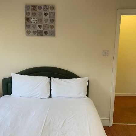 شقة Adelaide House لوتون المظهر الخارجي الصورة