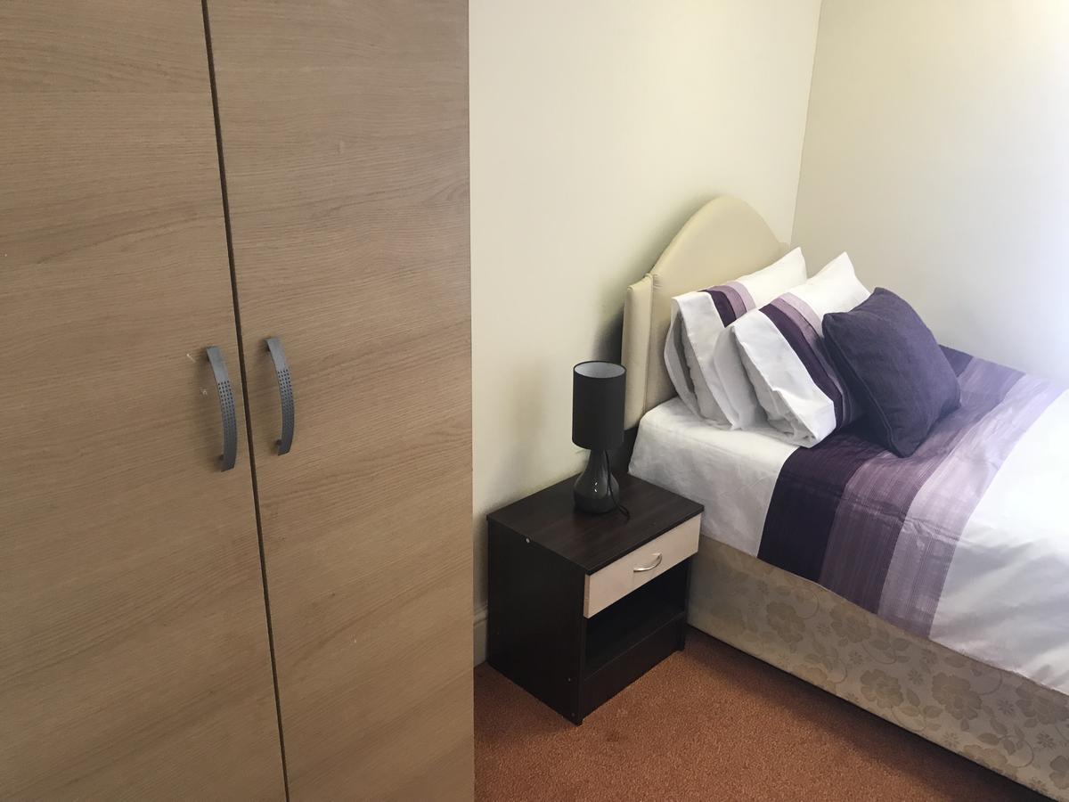 شقة Adelaide House لوتون المظهر الخارجي الصورة