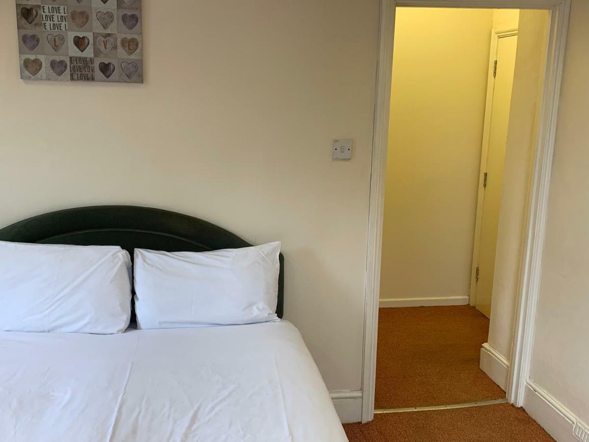 شقة Adelaide House لوتون المظهر الخارجي الصورة